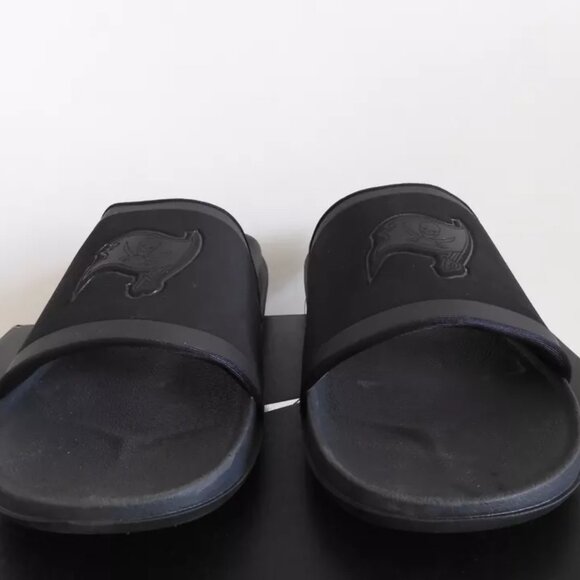 NIKE OFFCOURT SLIDE TAMPA BAY BUCS "SANDALS" BLACK-PEWTER [DD0513-001] - Picture 1 of 5
